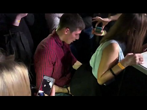 ❤️ Sess reali f'nightclub Russu. Tfajla Russa ta’ 18-il sena fl-anus u l-vaġina fucked f’nightclub ❤️❌ Porno f'mt.sitevox.top ❌️❤